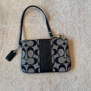 Signature Stripe Small Wristlet